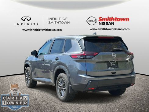 Used 2025 Nissan Rogue S AWD/4WD image 8