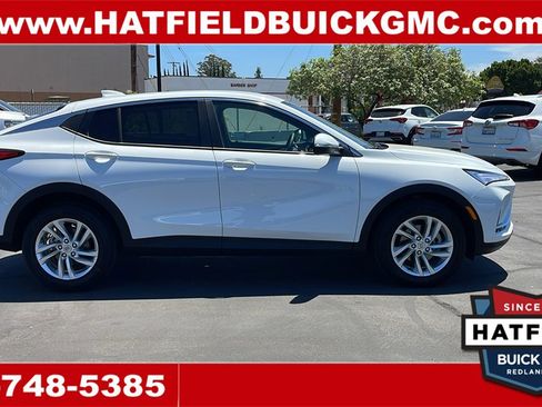 Used 2024 Buick Envista Preferred w/ Convenience I Package image 6