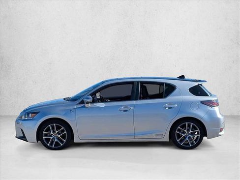 Used 2015 Lexus CT 200h w/ Navigation Package image 8