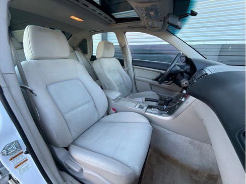 Used 2007 Subaru Legacy 2.5i image 4