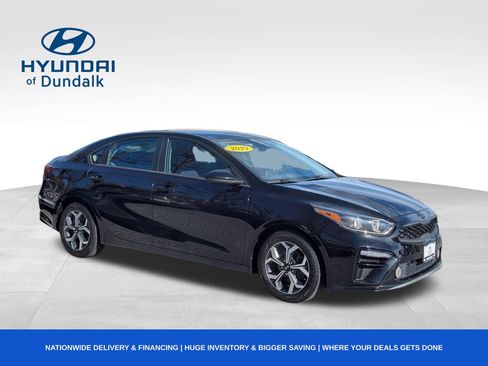 Used 2019 Kia Forte LXS image 1
