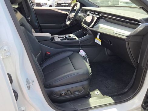 New 2026 Jeep Cherokee Limited AWD/4WD image 10