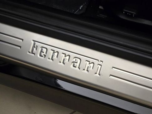 Used 2015 Ferrari F12 Berlinetta image 31