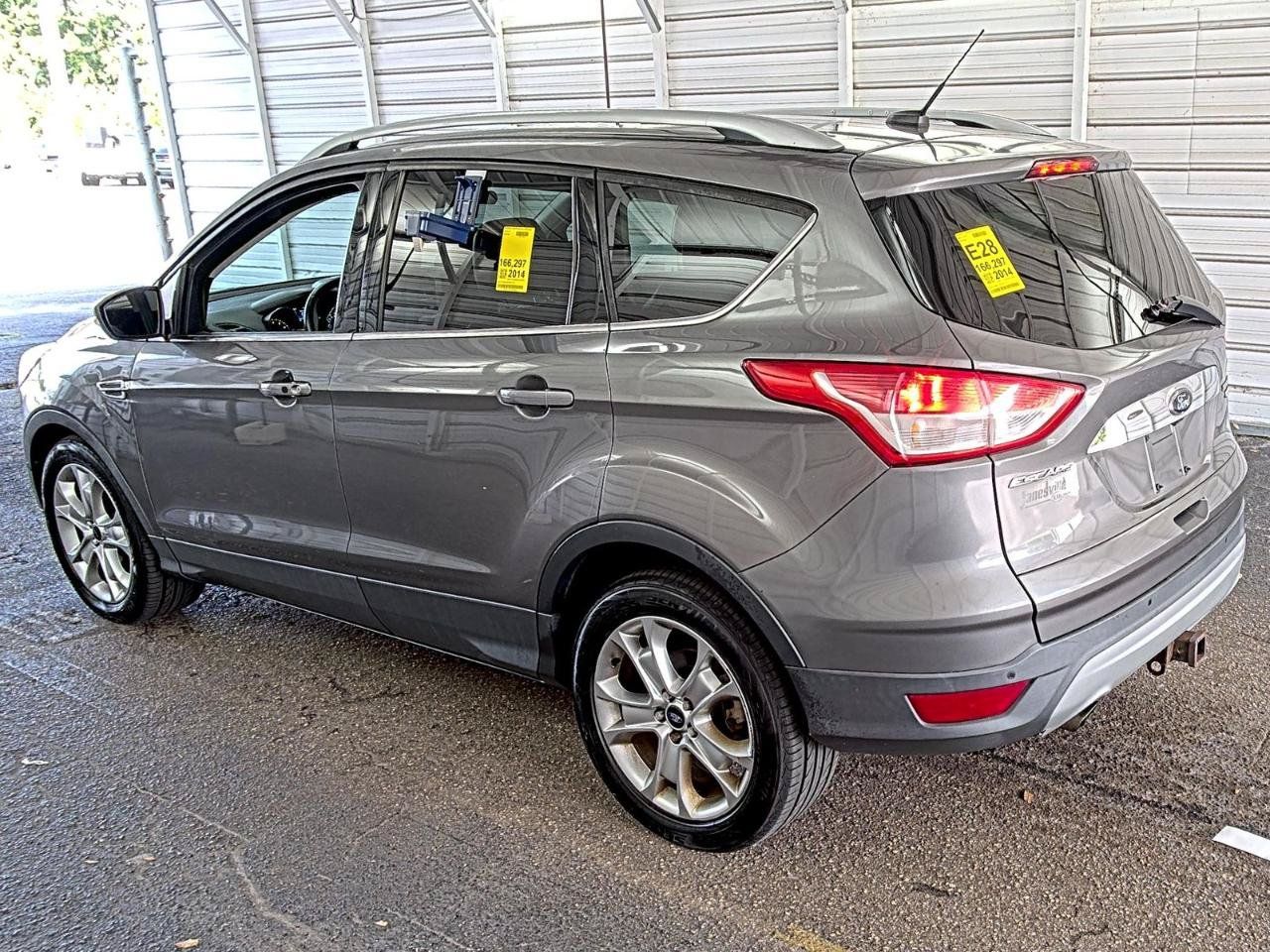 Used 2014 Ford Escape Titanium w/ Equipment Group 401A AWD/4WD image 5
