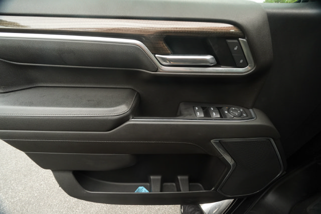 Used 2022 Chevrolet Silverado 1500 LT AWD/4WD image 13