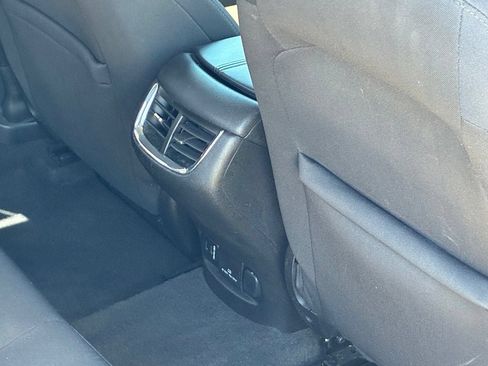 Used 2016 Chevrolet Malibu LT FWD image 48