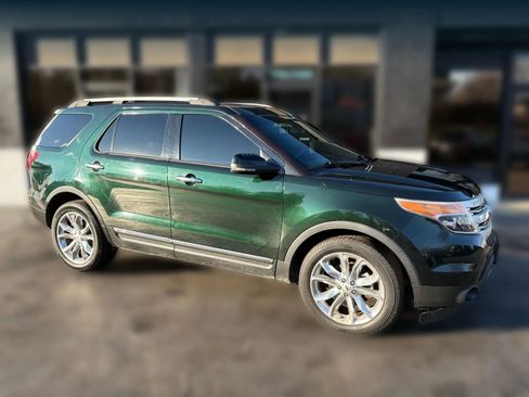 Used 2013 Ford Explorer XLT image 7