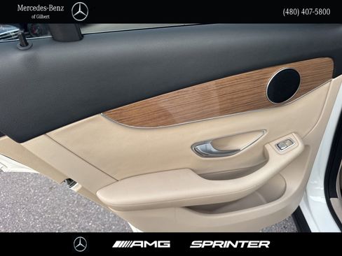 Used 2018 Mercedes-Benz GLC 300 image 19