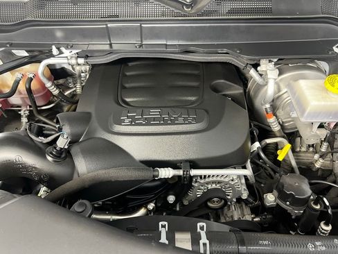 Used 2024 RAM 2500 Big Horn w/ Bed Utility Group image 30