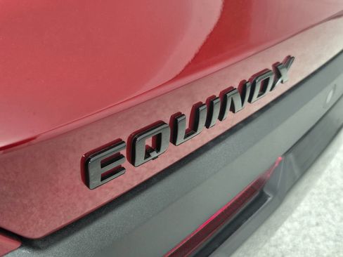 New 2026 Chevrolet Equinox RS w/ Convenience Package III FWD image 12