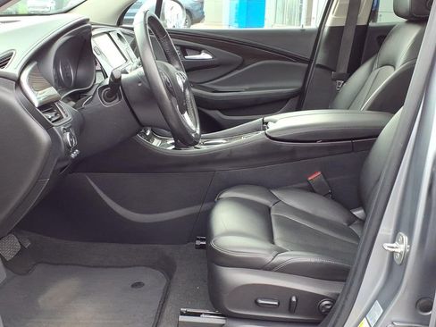 Used 2020 Buick Envision Premium w/ Driver Confidence Package image 28