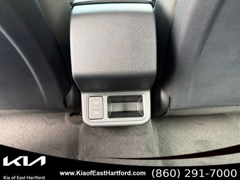 New 2026 Kia K4 FWD image 21