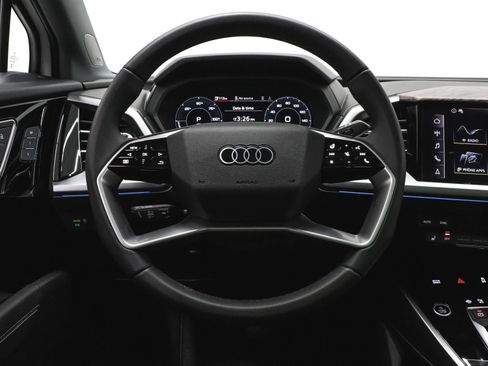 Used 2025 Audi Q4 e-tron Premium Plus w/ Premium Plus AWD/4WD image 27