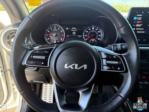 Used 2024 Kia Forte GT-Line w/ GT-Line Premium Package image 25