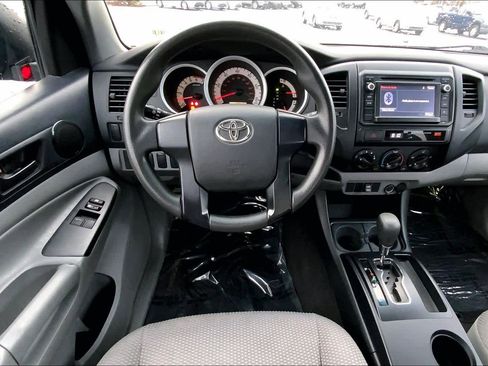 Used 2014 Toyota Tacoma 2WD Access Cab image 5