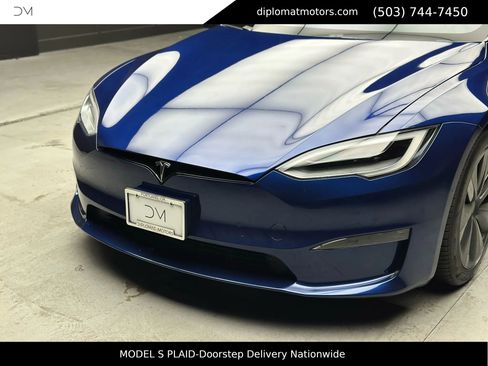 Used 2021 Tesla Model S Plaid image 13