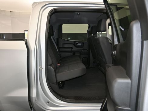 Used 2021 Chevrolet Silverado 1500 LT AWD/4WD image 25