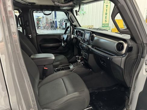 Used 2020 Jeep Wrangler Unlimited Sport AWD/4WD image 17