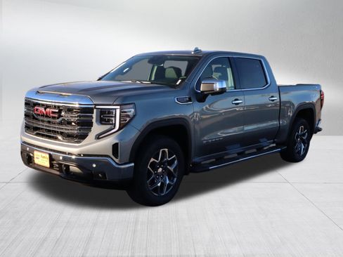 New 2026 GMC Sierra 1500 SLT image 3