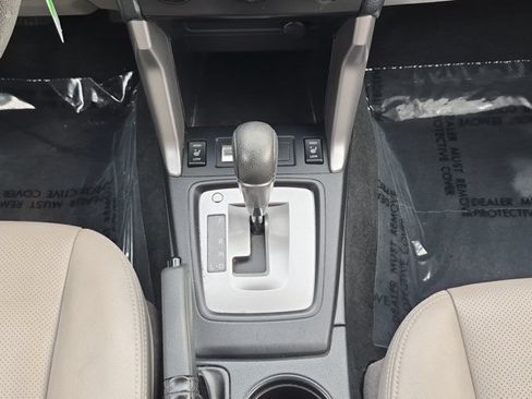 Used 2015 Subaru Forester 2.5i Limited AWD/4WD image 12