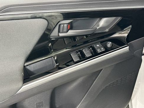 Used 2023 Subaru Solterra AWD image 22