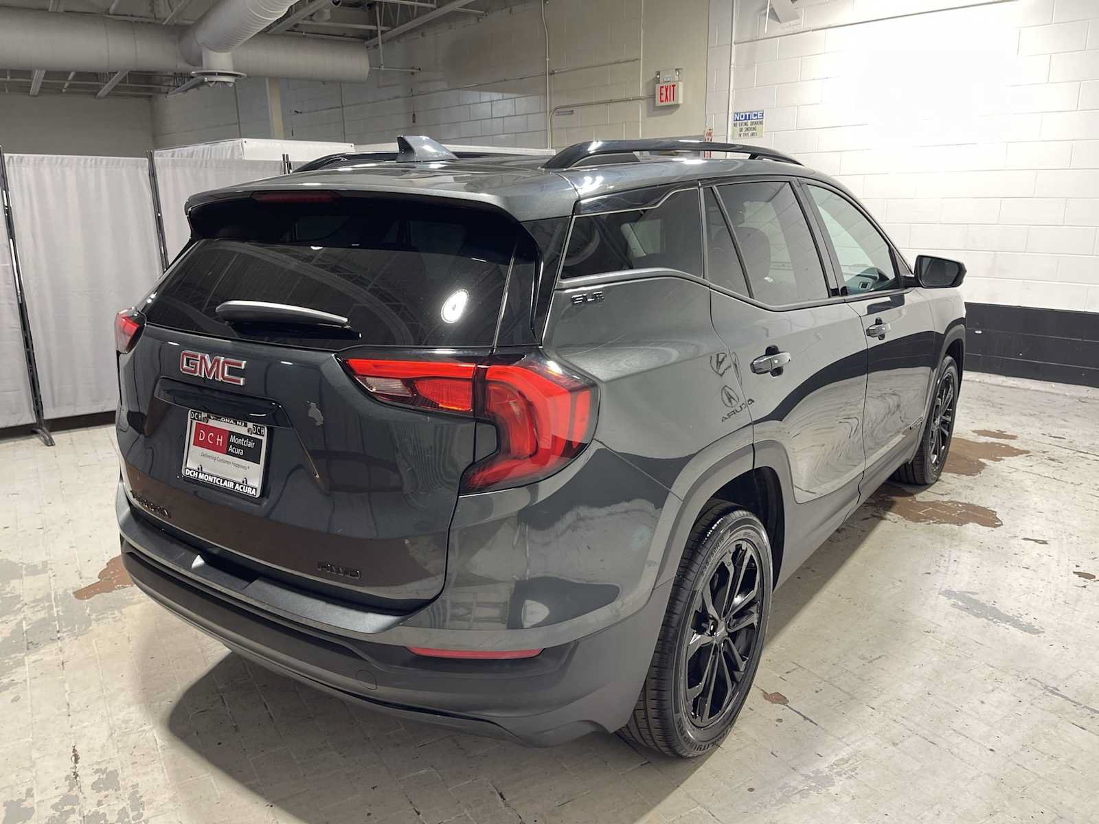 Used 2020 GMC Terrain SLE w/ Driver Convenience Package AWD/4WD image 26