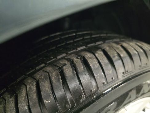 Used 2012 MAZDA MAZDA3 i Touring image 29