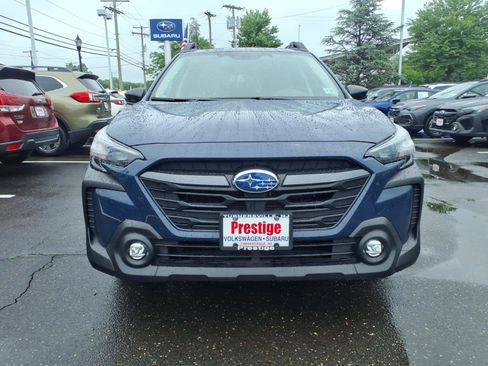 Certified 2025 Subaru Outback Premium AWD/4WD image 6