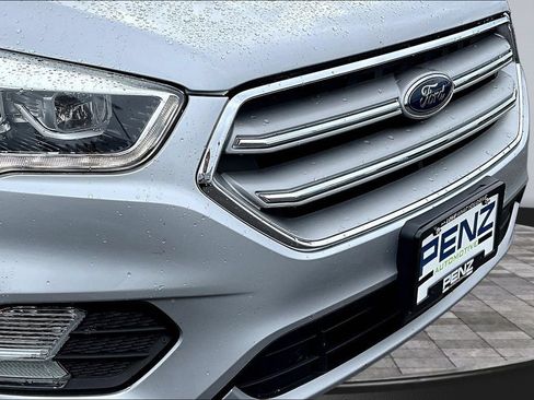 Used 2019 Ford Escape Titanium AWD/4WD image 29