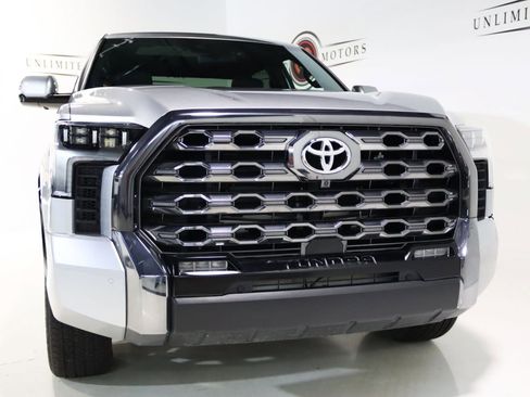 Used 2024 Toyota Tundra Platinum AWD/4WD image 24