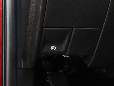 Used 2019 RAM 2500 Laramie AWD/4WD image 25
