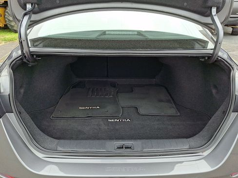 Certified 2023 Nissan Sentra SV FWD image 28