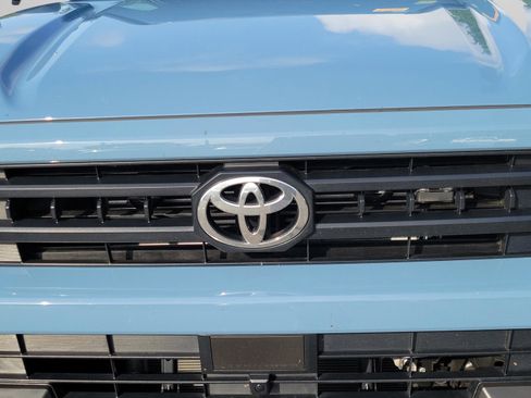Used 2026 Toyota 4Runner SR5 RWD image 9