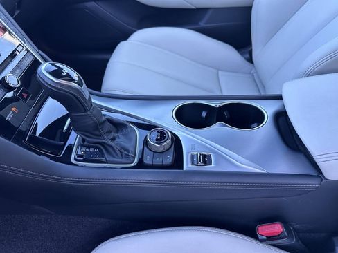 Used 2017 INFINITI Q60 2.0t w/ Cargo Package AWD/4WD image 23