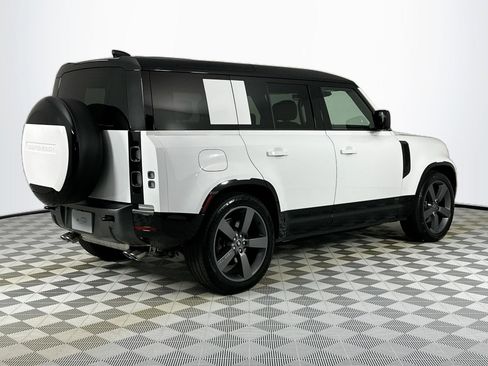 New 2025 Land Rover Defender 110 V8 image 5