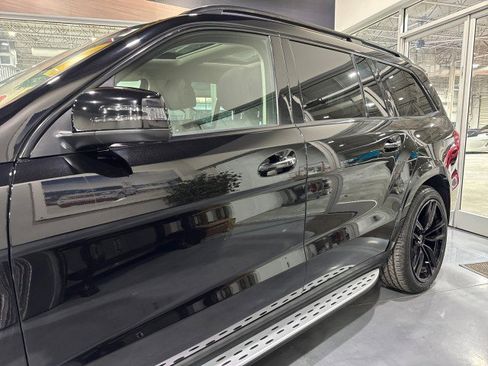 Used 2018 Mercedes-Benz GLS 550 4MATIC image 32