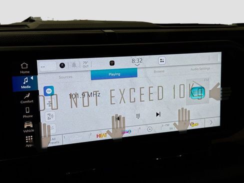 New 2026 Jeep Gladiator Sport image 30