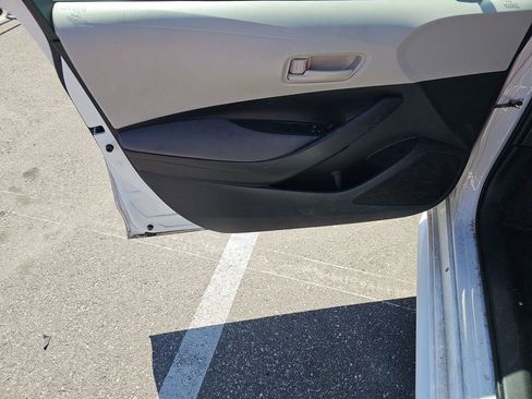 Used 2023 Toyota Corolla LE image 16