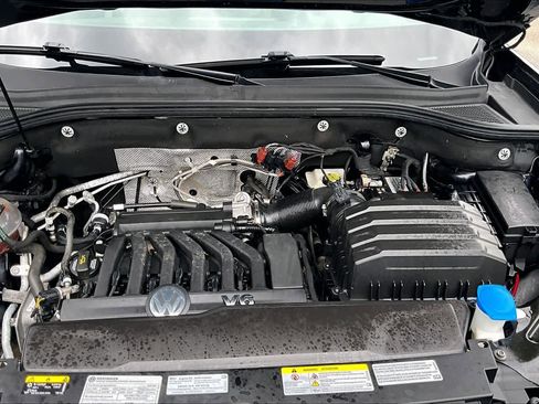 Used 2022 Volkswagen Atlas SEL Premium image 30