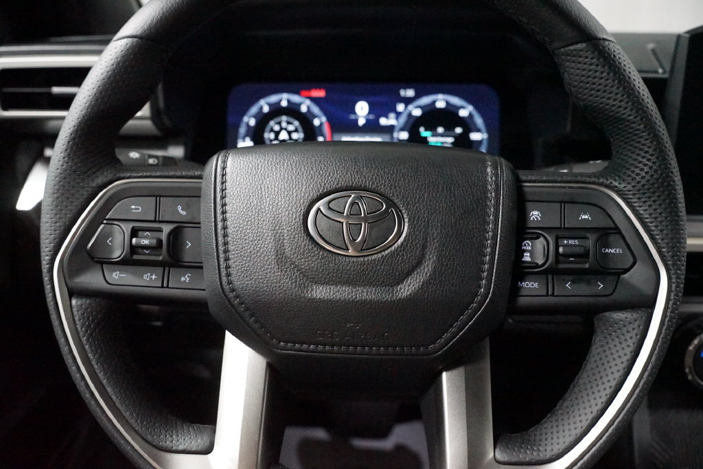 Certified 2026 Toyota Tacoma TRD Off-Road AWD/4WD image 13