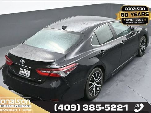 Used 2024 Toyota Camry SE FWD image 21