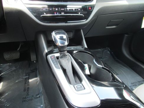 Certified 2024 Buick Envista Avenir FWD image 26