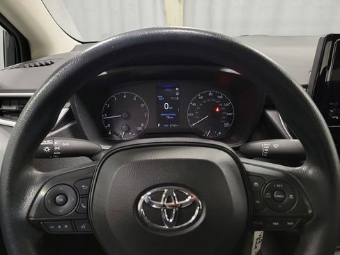 Used 2023 Toyota Corolla LE image 14