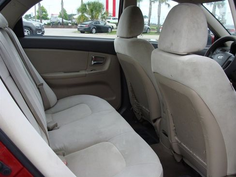 Used 2009 Kia Spectra EX image 17