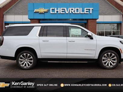 New 2026 Chevrolet Suburban Premier w/ Sun And Tow Package