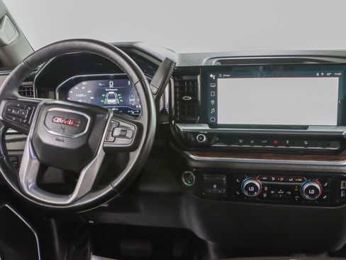 Used 2024 GMC Sierra 2500 SLE w/ SLE Convenience Package AWD/4WD image 17