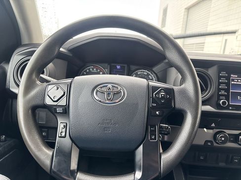 Used 2020 Toyota Tacoma SR RWD image 16