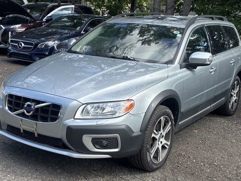 Used 2013 Volvo XC70 T6 AWD/4WD image 1