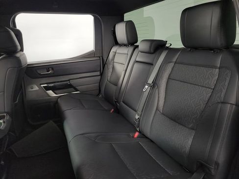 Used 2025 Toyota Tundra Limited w/ TRD Off-Road Package AWD/4WD image 17