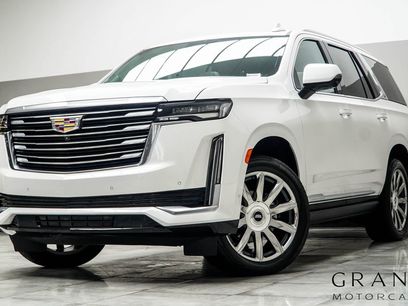 Used 2022 Cadillac Escalade Premium Luxury Platinum w/ Heavy-Duty Trailer Package